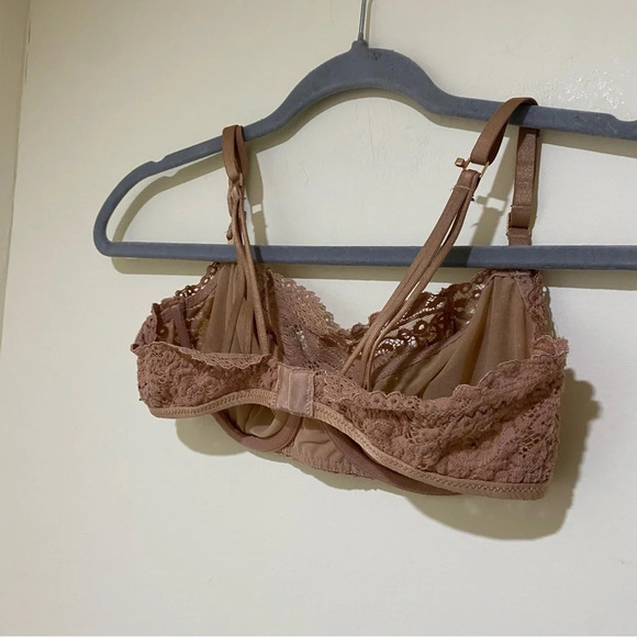 Women’s Aerie Brand Tan Nude Coloured Square Neck Bra Adjustable Straps Size 34B - Picture 8 of 16